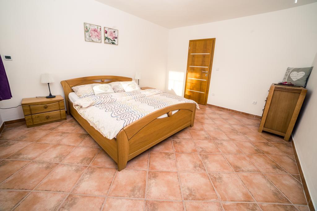 Apartmany U Orecha Bořetice エクステリア 写真