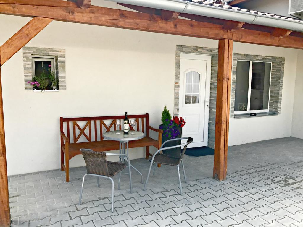 Apartmany U Orecha Bořetice エクステリア 写真