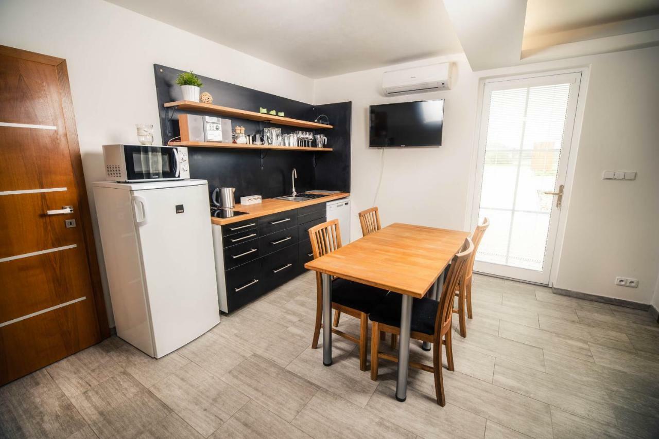 Apartmany U Orecha Bořetice エクステリア 写真